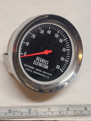 castle engineering co. electronic boom indicator degrees elevation gauge