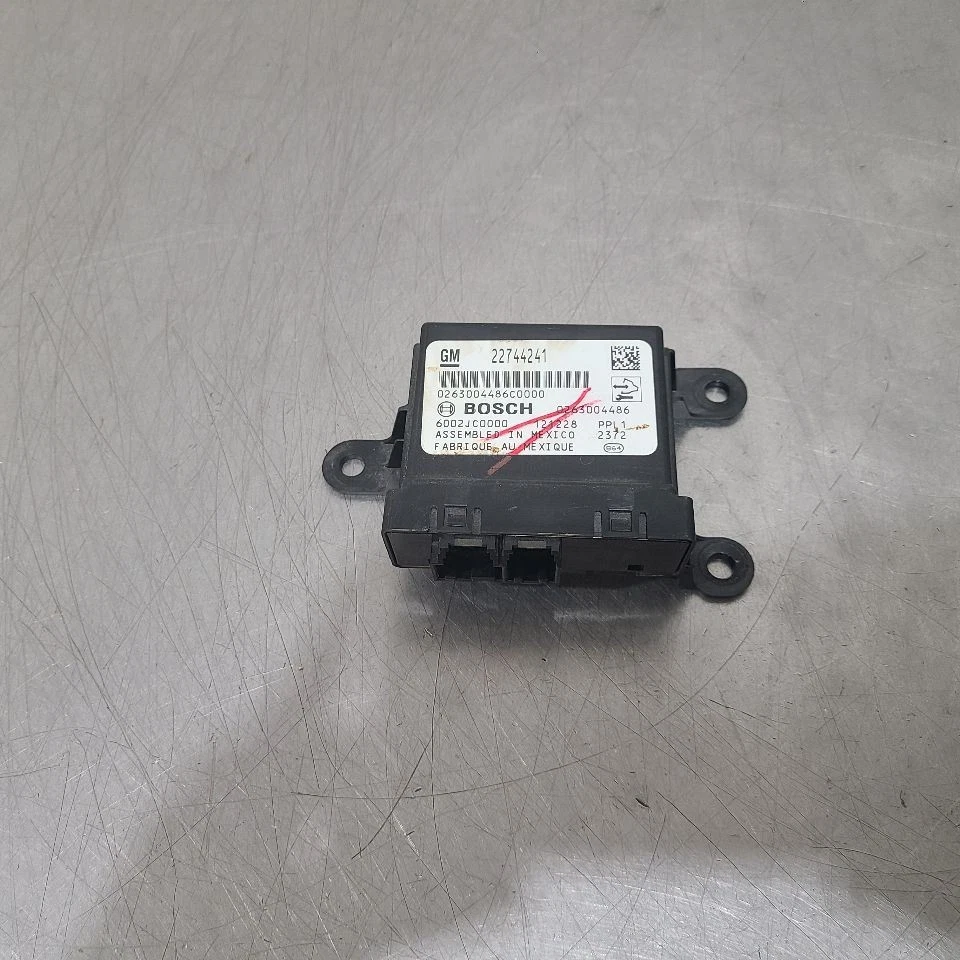 13 2013 GMC SIERRA 1500 módulo de control asistente de estacionamiento del conductor 22744241 Foto 2 de 4