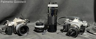 Lot of 4 Cameras PARTS ONLY