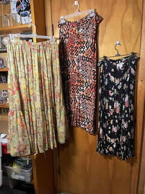 lot 3 ladies clothing size large skirts dynomite, California Krush kitty kat