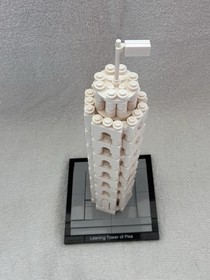 LEGO Architecture Leaning Tower of Pisa 21015 100% Complete 2013 (used)