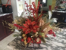 New Handmade Centerpiece On A Metal Sleigh 21”X21”