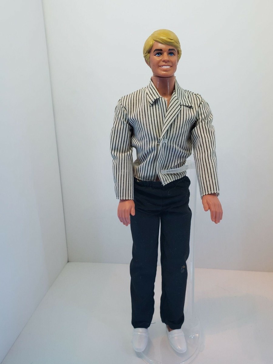 ウェア ken Vintage Malibu Ken 1978 Wearing A Suit With Shoes Blonde Painted