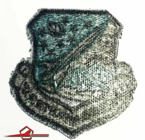 US AIR FORCE VINTAGE PATCH 120TH. FIGHTER INTERCEPTOR GROUP 3" (USA-P27) - Picture 2 of 3