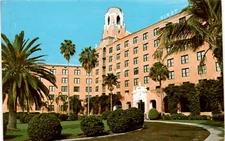 Vinoy Hotel postcard, scenic St. Petersburg, Florida, Miami.