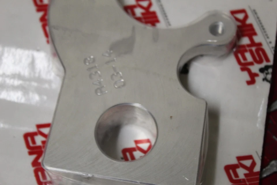 Suzuki GSXR 1000 2009-2016 nuevo billet posventa suspensión de freno A4318 Foto 4 de 4