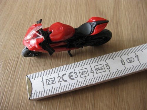 Siku Ducati Panigale 1299 rot Motorrad - Bild 2 von 4