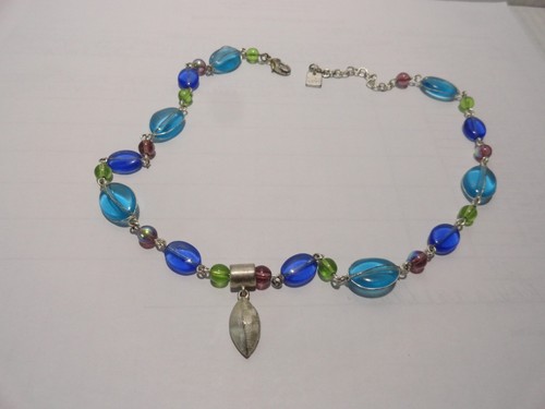 VINTAGE NINE WEST BLUE STONE NECKLACE - ABOUT 18 INCHES