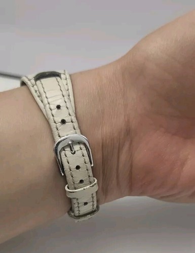 Women's Fastrack watch, silver rectangular case, white leather band, new battery - Picture 8 of 12