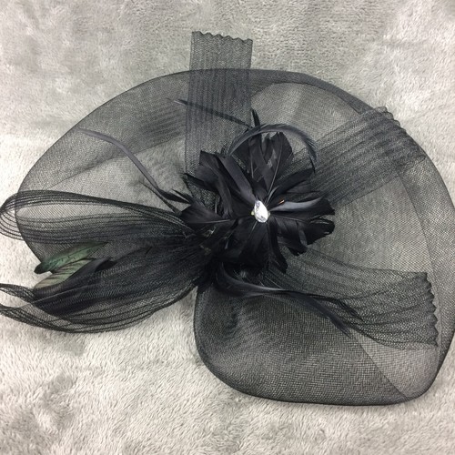 Lot of Two Ladies Fascinator Hat Mesh Feathers Kentucky Derby Church Hat - Picture 7 of 12