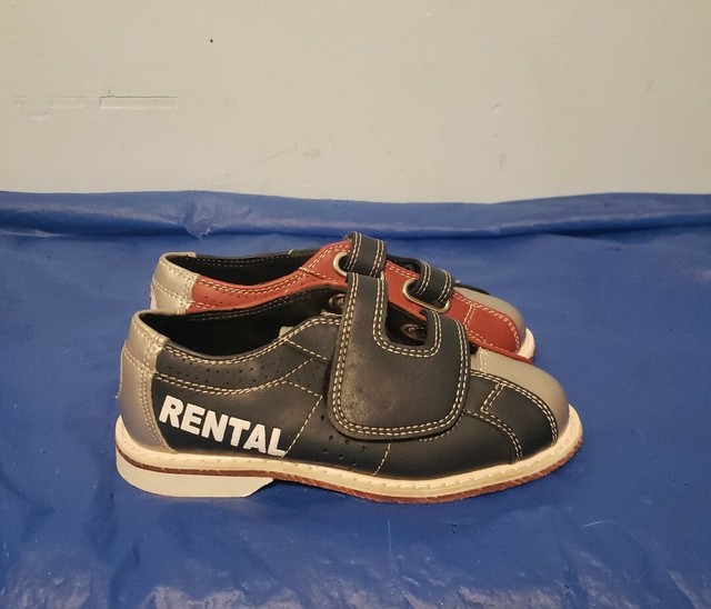 Classic Bowling Shoes Rental Kids Size 5 Red Blue Silver Classic Bowling Shoes Rental Kids Size 5 Red Blue Silver