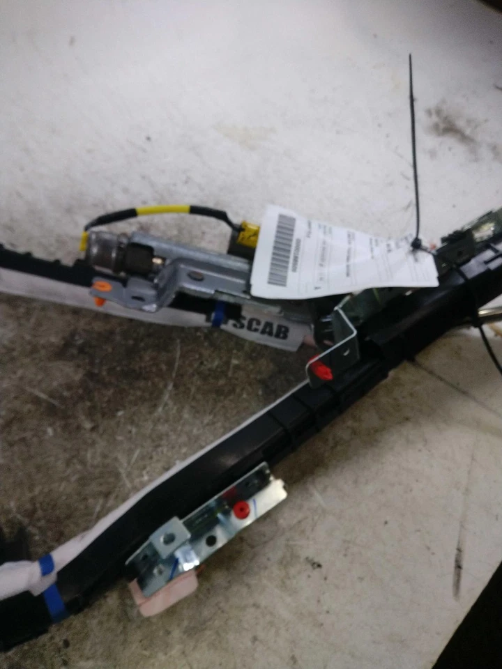 Used Left Curtain Air Bag fits: 2015 Honda Crosstour front driver roof Left Grad - Image 2 of 4