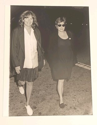 Carrie Fisher Penny Marshall Press Photo 1992 7'' x 9'' RARE Original 