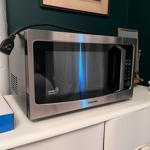 TOSHIBA ML-EM34P(SS) Smart Countertop Microwave, Sensor Reheat, Works with Alexa