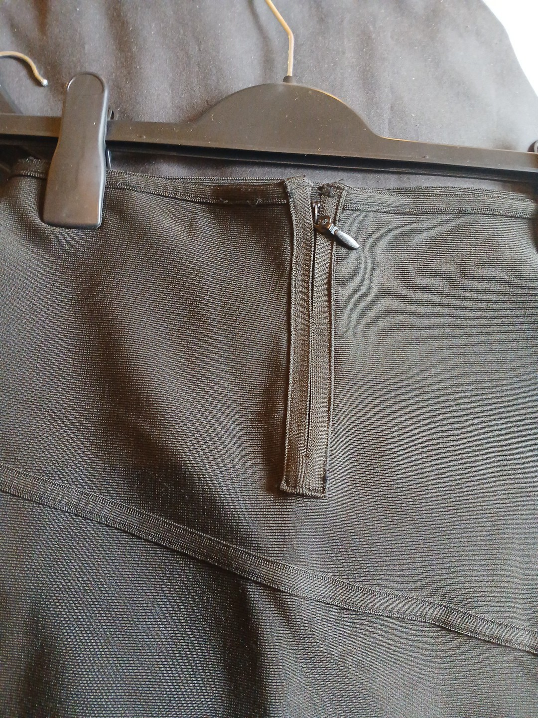 Picture 4 of 4