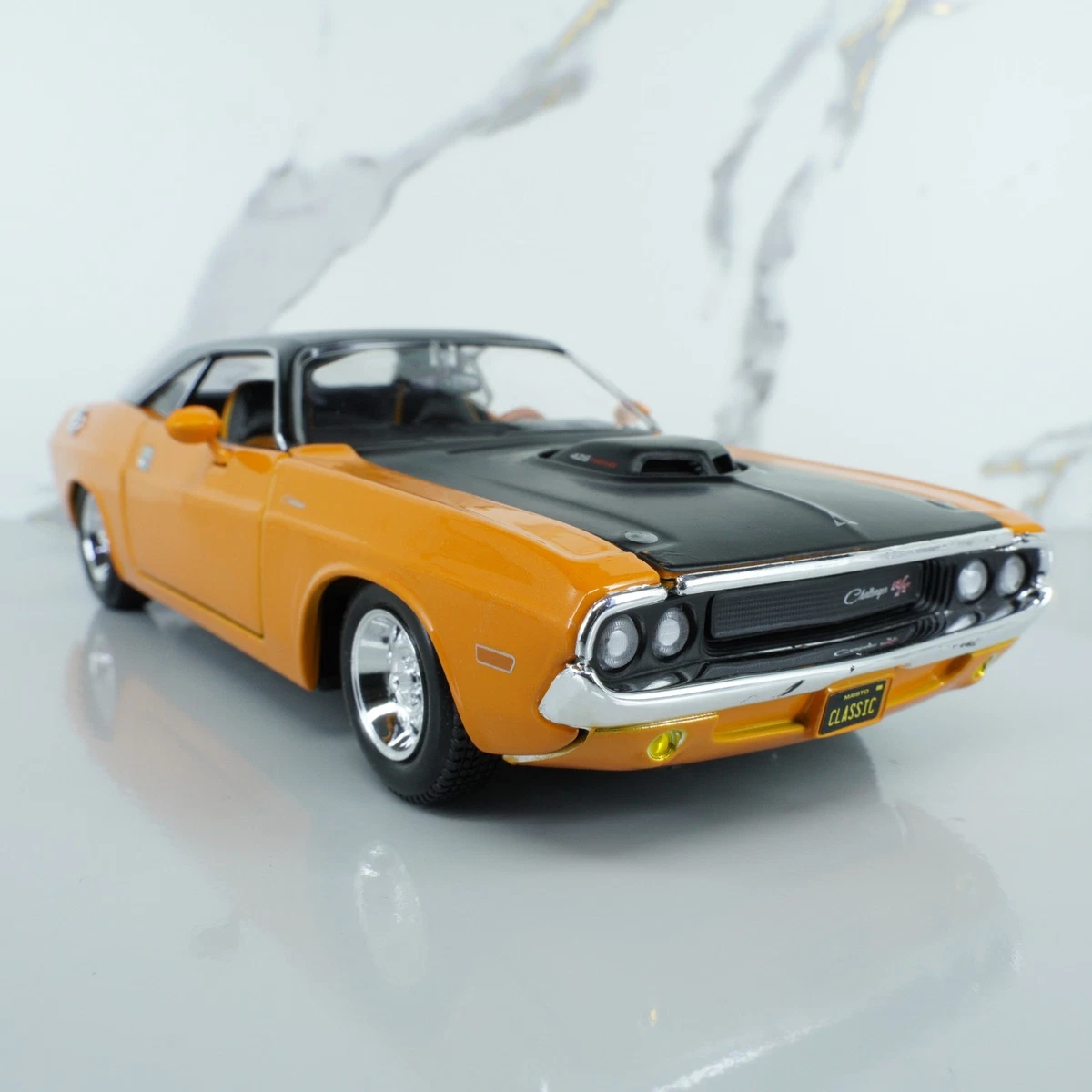 Maisto 1/24 – Dodge Concept Vehicle – Miniature Diecast Orange – Modèle 31951