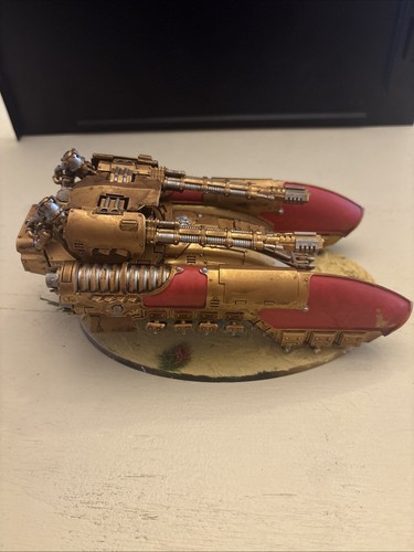 Adeptus Custodes Caladius Grav Tank - Picture 2 of 5