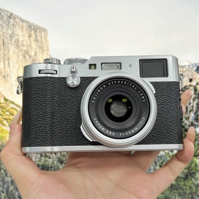 Fujifilm X100T 16.3 MP Digital Camera with 23 mm f/2 Fixed Lens English 90%NEW