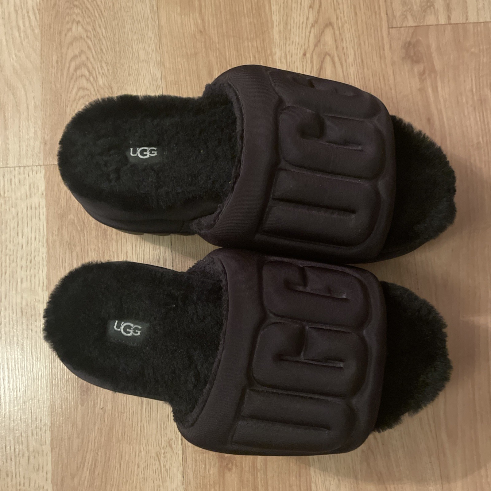 UGG Women's - image 2