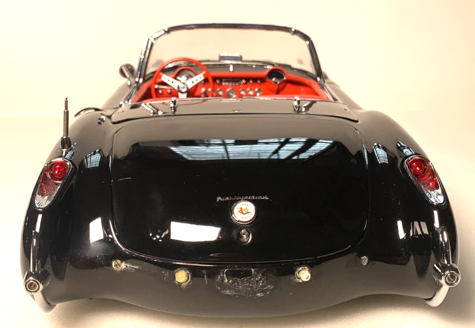 Chevrolet Corvette 1957 Danbury como nuevo escala negra 1:12 INV# 3978 SN 479 Foto 2 de 4