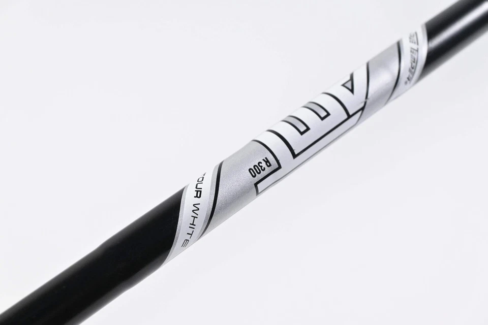 Cobra King Utility 2015 #3 Iron / 18 Degree / Regular Flex AMT R300 Tour White - Image 4 of 4