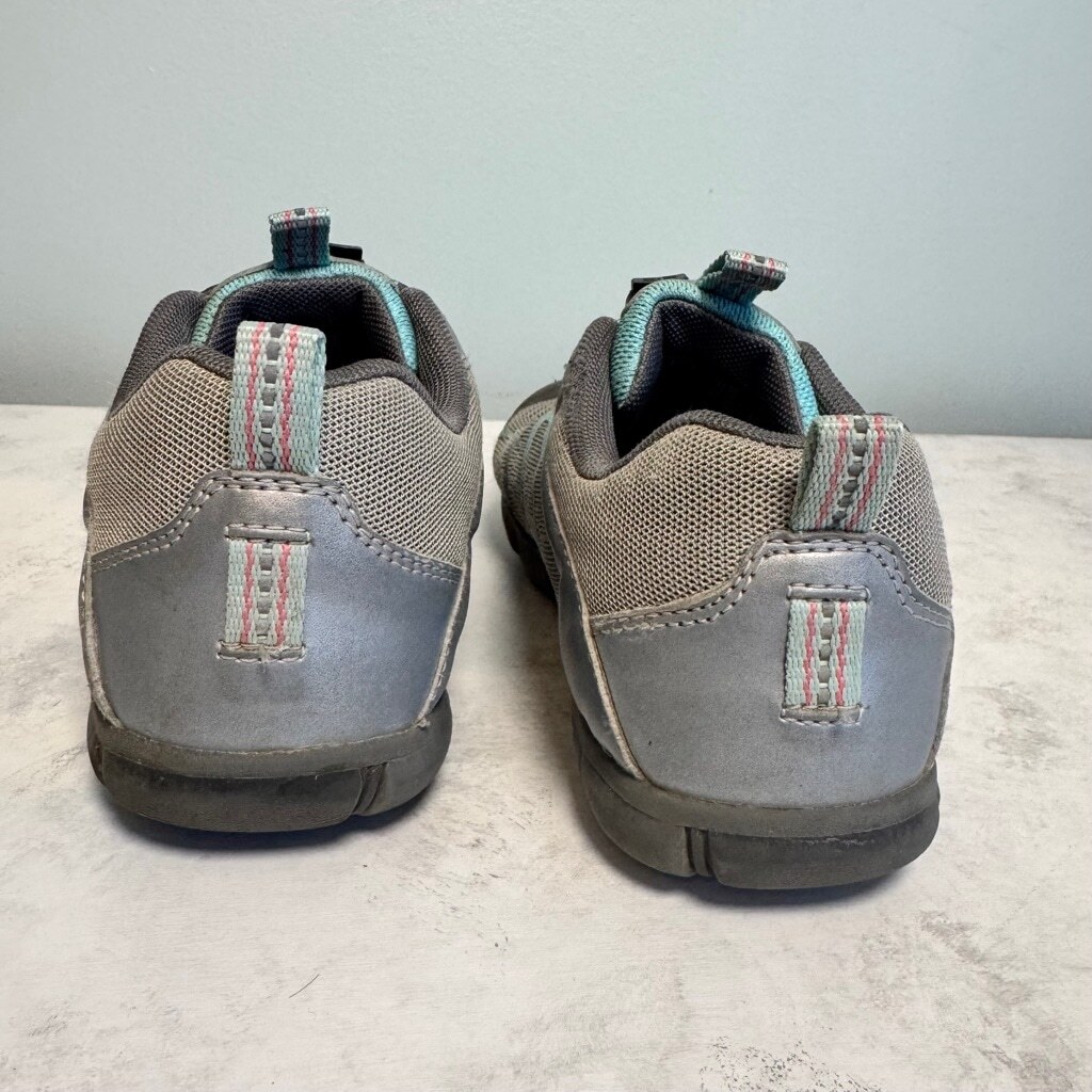 Scarpe da trekking Keen Chandler 2 CNX da bambina sneakers taglia 3 giovani grigio acqua