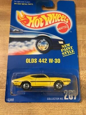 Hot Wheels Collector #267 Olds 442 W-30 with 7 Spoke Wheels Hot Wheels Collector #267 Olds 442 W-30 with 7 Spoke Wheels