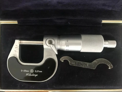 Slightly used mitutoyo micrometer 0-25mm with resolution 0.01mm with invoice