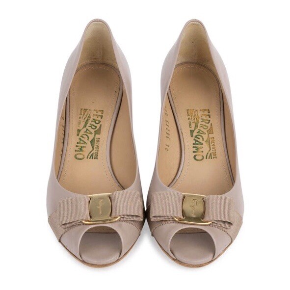 salvatore ferragamo flat shoes sale