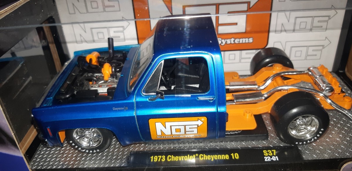 m2 machines 1973 Chevrolet Cheyenne Super 10 nos racing 1:24
