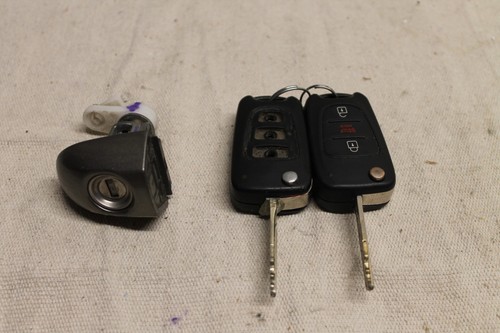 Kia Soul 12 13 Conventional Ignition Switch (2) Keys Door Lock Automatic #5832 - Picture 9 of 14