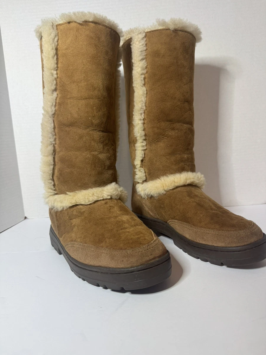 UGG Australia Women display picture 1
