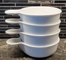 VINTAGE PYREX CORNING SET OF 4 GRAB IT WHITE STORAGE BOWLS NO GLASS RUBBER LIDS