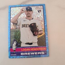 2025 Topps Heritage #545 Logan Henderson Chrome Light Blue Sparkle Refractor