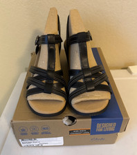 Woman's Dress Sandals Clarks Emily Rose Sandal 10W Black NIB