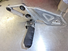 Suzuki GSXR 1100 1992-1995 Left Front Foot Peg With Hanger OEM