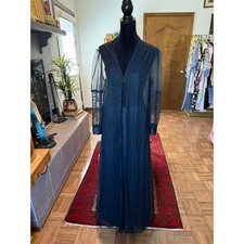 1980s Vintage Vassarette Black Lace Night Slip with Chiffon and Lace Peignoir