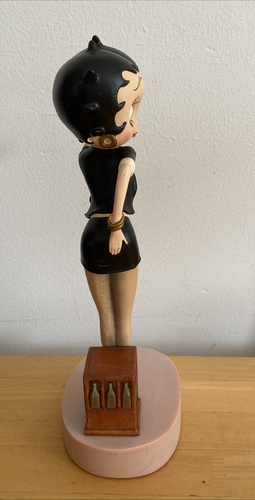 Betty Boop Rare Collectible Figurine Thumbs Up Black Mini Skirt And Jacket - Picture 2 of 5