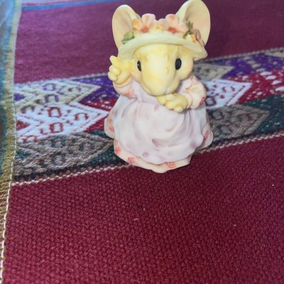 1991 Ganz Little Cheesers Aunt Marigold Eating a Cookie #05102
