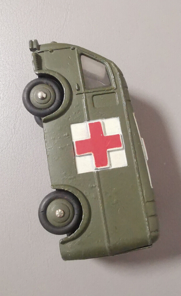 Dinky Toys 80F Renault Army Militaire Ambulance Made in