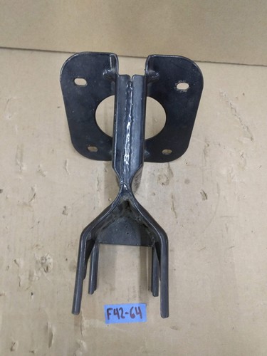 Harley-Davidson FXR Touring Fairing Mounting Bracket 58040-83 - Picture 10 of 10