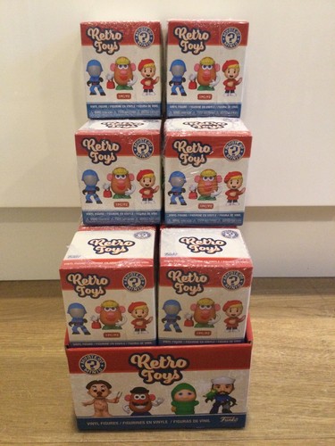 Funko Mystery Minis Retro Toys Vinyl Mini Figures x 18 with Display Box - NEW - Picture 2 of 8