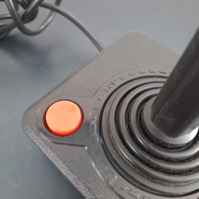 Manette Officielle Atari 2600 Vintage - Noire - Testée Et Fonctionnelle - Pour Retrogaming