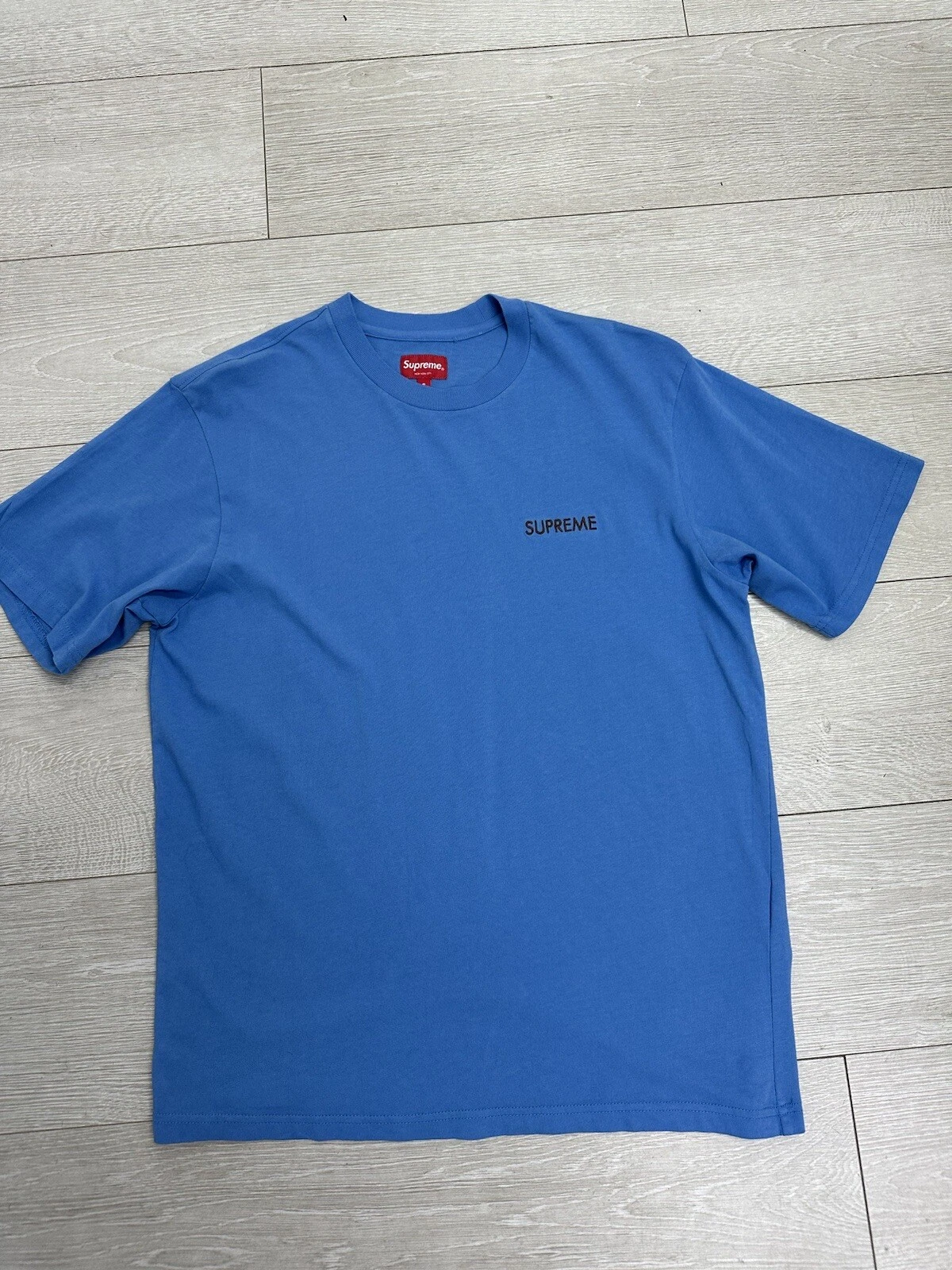 Tee shirt Supreme Washed Capital Logo   Bleu   Taille S / S   T shirts hauts S/S