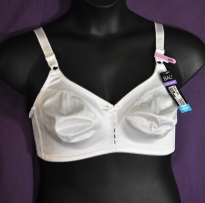 Women's Bali white unpadded bra all around support size 38D MSRP $40 underwired