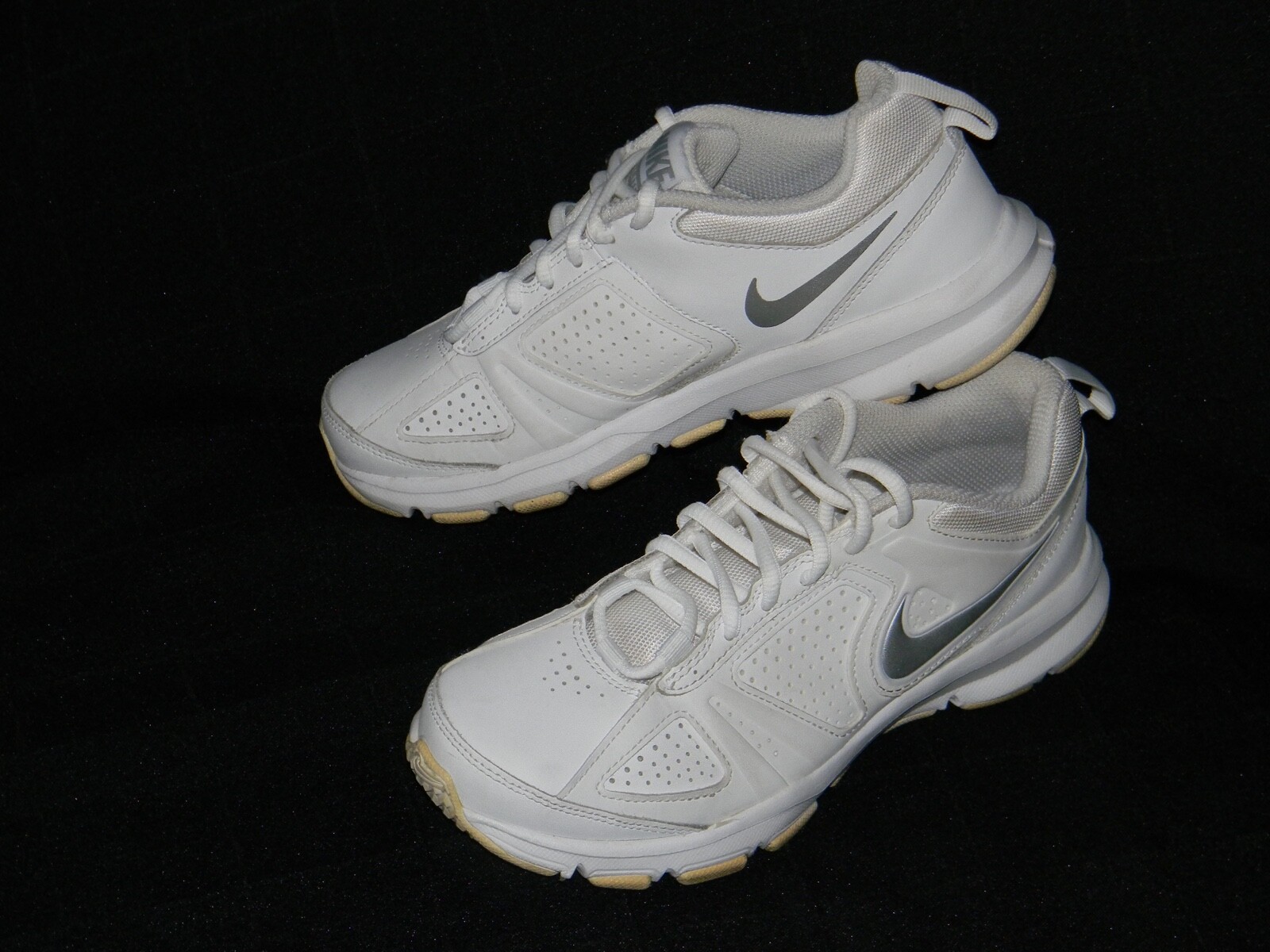 Nike T-LITE XL White Leather Athletic Gym Trainer 616696-101 Womens Size 6  | eBay