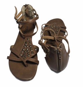 discontinued mudd sandals