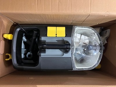 Kärcher Puzzi 10/1 Professional Carpet Upholstery Cleaner 1250W NEW Open Box
