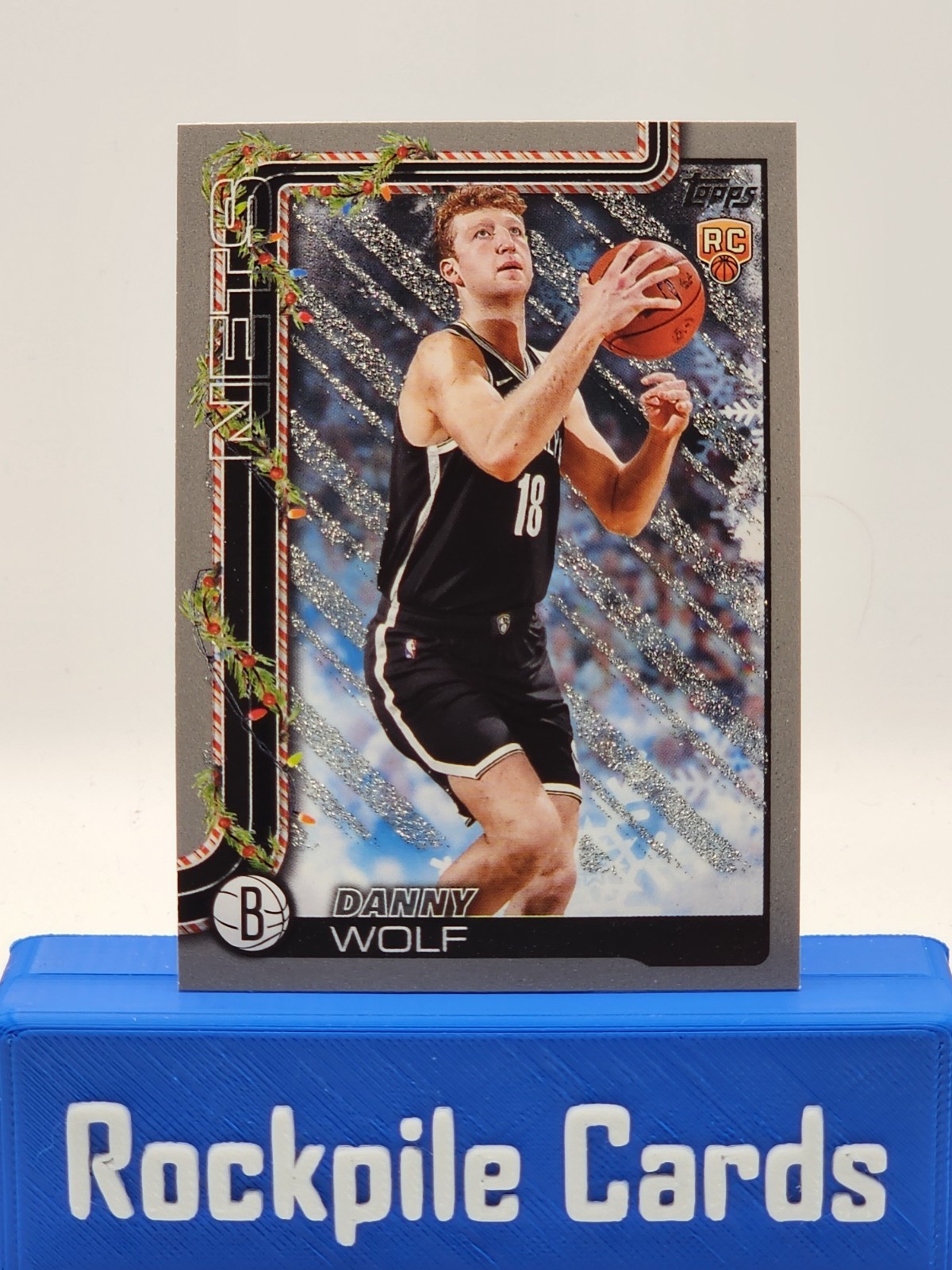 2025-26 Topps Holiday - Danny Wolf #H187 Holiday Silver Glitter (RC)