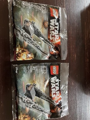 Lego Star Wars Kylo Ren Command Shuttle 30279. 2 Pieces